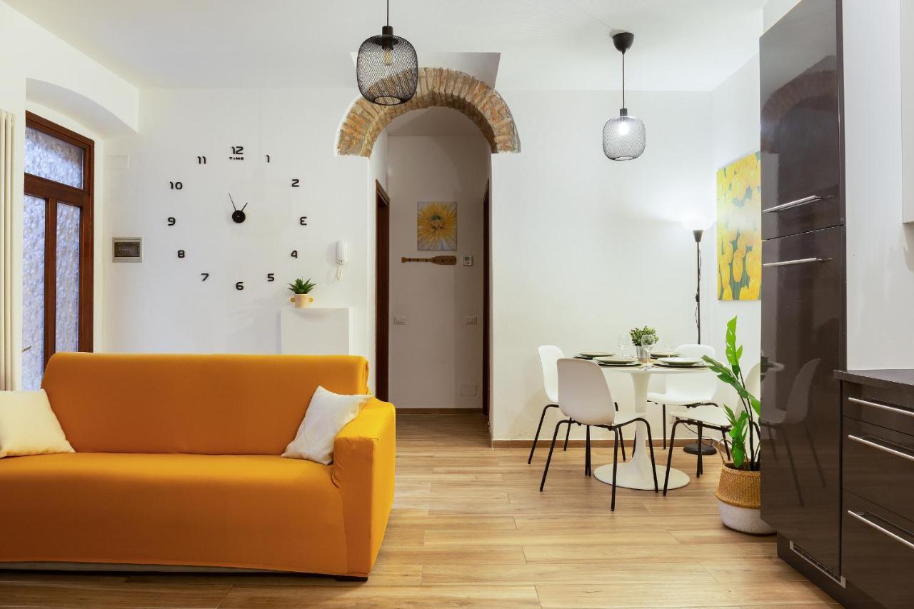 Como Centro Proprio Dietro L'Angolo Eksteriør billede